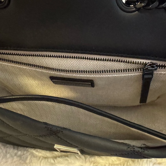 Tory Burch Willa Matte Small Shoulder Bag - Picture 6 of 10